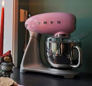 Kuchynský robot Smeg v štýle 50. rokov SMF02PKEU / 800 W / 4,8 l / pastelová ružová