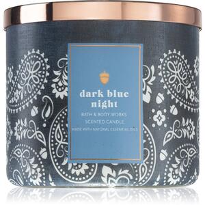 Bath & Body Works Dark Blue Night vonná sviečka s esenciálnymi olejmi 411 g