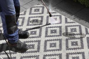 NORTHRUGS - Hanse Home koberce Kusový koberec Twin-Wendeteppiche 103132 grau creme – na von aj na doma - 80x350 cm