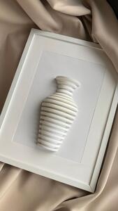 Moderný 3D obraz vázy – reliéfna dekorácia na stenu 20x30 cm