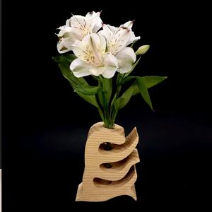 AMADEA Drevená váza v tvare hrebeňa, masívne drevo, výška 12 cm