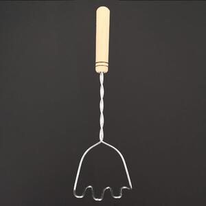 AMADEA Drevené šťouchadlo na zemiaky špirála, masívne drevo a nerez, dĺžka 32 cm