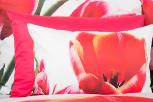 Glamonde luxusné obliečky Sofia s výraznými červenými tulipánmi na bielom podklade. Rozjarte svoju spálňu! 140×220 cm