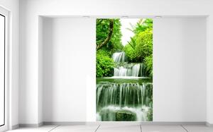 Fototapeta Vodopád v dažďovom pralese Materiál: Samolepiaca, Veľkosť: 110 x 200 cm