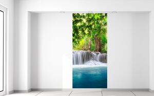 Gario Fototapeta Číry vodopád v džungli Veľkosť: 95 x 205 cm, Materiál: Latexová