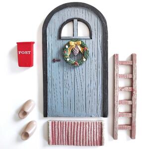 Dekoratívne dvierka pre vianočných škriatkov Nisse Door Blue - set 6 ks