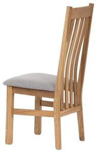 Drevená jedálenská stolička vo farbe dub čalúnená striebornou látkou (a-2100 strieborná látka)