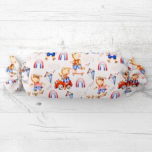 Biante Detský vankúš valec bonbon Sandra SA-521 Modro-červení psíkovia s autami na bielom 15x40 cm