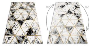 Koberec EMERALD exkluzívny 1020 glamour, styl marmur, trojuholníky čierny / zlatý