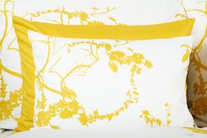 Glamonde luxusné obliečky Edel so zlatistými kvetmi na bielom podklade. Elegantné a vznešené riešenie! 140×200 cm