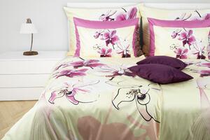 Glamonde luxusné obliečky Ornella , ktorých krémovožltý podklad je doplnený fialovými Orchideami. 140×220 cm