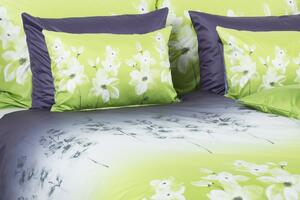 Glamonde luxusné obliečky Elma v kombinácií zelenej a fialovej farby. Obojstranné kvetinové obliečky. 140×200 cm