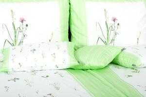 Glamonde luxusné obliečky Daisy s pestrými poľnými kvetmi orámovanými zelenkavými okrajmi. 140×220 cm