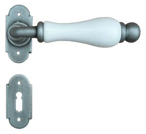GALBUSERA Kovaná kľučka na dvere model 1-08, rozetové kovanie, BB/PZ/WC