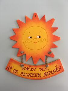 Sluníčko s cedulkou kulaté Keramika Andreas Nápis: Každý den, ať je slunkem naplněn