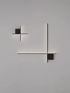 Dizajnové nástenné svietidlo Cross 30 čierna