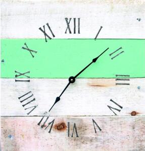 Kreatívne hodiny z dreva v modrom objatí