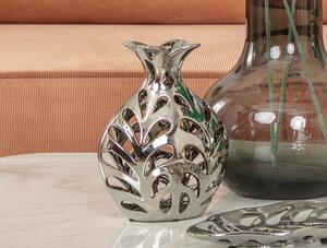 Ozdobná strieborná váza s ozdobnými otvormi 23 cm