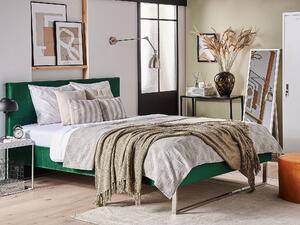 Čalúnená posteľ zelená zamatová EU king size 160x200 cm zelené čelo strieborné nohy elegantná