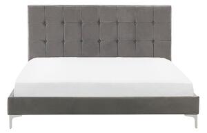 Sivá zamatová čalúnená posteľ 140 x 200 cm s rámom a prešívaným čelom
