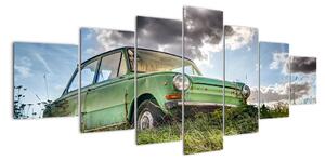 Obraz zeleného auta v tráve (Obraz 210x100cm)
