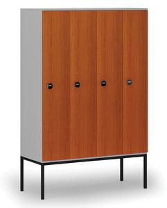 Drevená šatníková skrinka s podnožou, 4 oddiely, 1871 x 1200 x 500 mm, RFID zámok, sivá/čerešňa