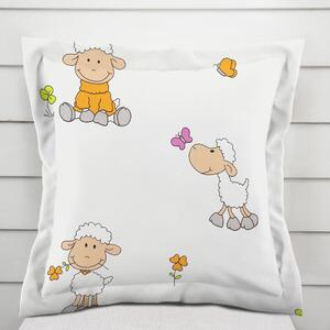 Biante Detská bavlnená obliečka na vankúš s lemom Sandra SA-728 Veselé ovečky na bielom 30 x 50 cm