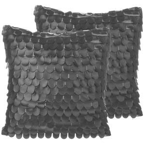 Sada 2 dekoratívnych vankúšov čierna umelá koža 45 x 45 cm doplnky dekorácie