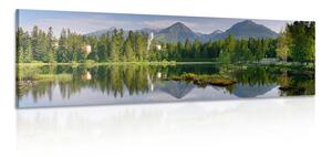 Obraz nádherná panoráma hôr pri jazere