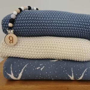 Drevko Pletená deka z bavlny - modrá