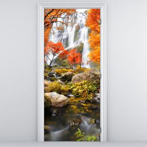 Fototapeta na dvere - Vodopád v jeseni (95x205cm)