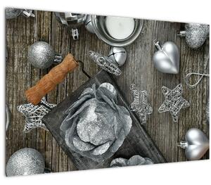 Obraz - strieborné vianočné dekorácie (90x60 cm)