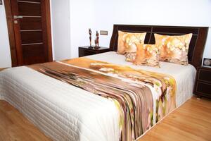 Štýlový prehoz na posteľ rozkvitnutá japonská čerešna sakura na béžovom podklade Béžová