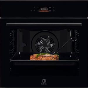 Electrolux vstavaná rúra séria 800 SenseCook AssistedCooking KOEBP39WZ