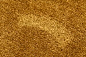 Moderný prateľný koberec LATIO 71351800 zlatý