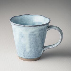 MADE IN JAPAN Hrnček s nepravideľným okrajom Tea Cup svetle modrý 180 ml 7,5 × 8,5 cm