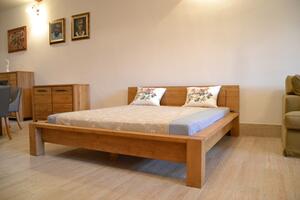 Masívna posteľ z dreva (rossi - dub 200 x 200)