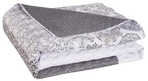 Bielo sivá ornamentálna prikrývka na postele 200 x 220 cm