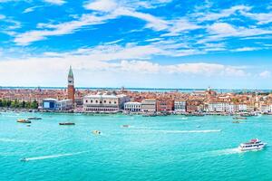 Samolepiaca fototapeta pohľad na Benátky