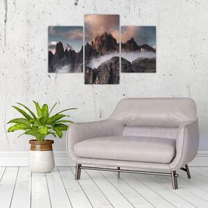 Obraz - Talianske dolomity schované v hmle (90x60 cm)