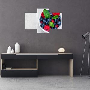 Obraz - miska s lesným ovocím (90x60 cm)
