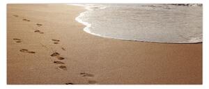 Obraz - stopy v piesku a more (120x50 cm)
