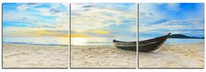 Obraz na plátne - Čln na pláži - panoráma 551B (150x50 cm)
