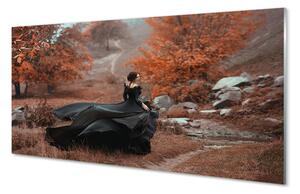 Obraz plexi Ženské jesenné hory 140x70 cm 4 Prívesky