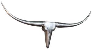 Estila Glamour závesná nástenná dekorácia Longhorn v tvare býčej lebky z lesklého chrómového kovu v striebornej farbe 99 cm