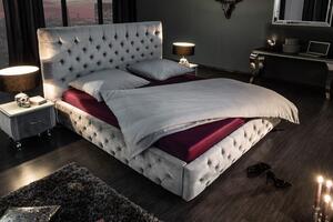 Estila Chesterfield čalúnená sivá zamatová posteľ Kreon I s vysokým čelom 210cm