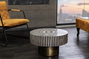 Estila Art deco okrúhly konferenčný stolík Hypnotique s čiernobielym kosťovým ozdobným vykladaním a podstavou v zlatej farbe 60 cm