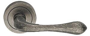 Dverové kovanie TWIN STAR P 1461 (CP), kľučka/kľučka, okrúhla rozeta, Okrúhla rozeta s otvorom pre obyčajný kľúč BB, Twin CP (čierna patina)