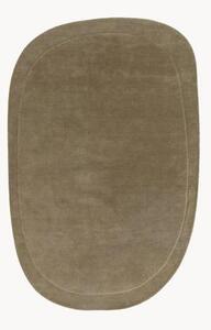 Ručne tkaný vlnený koberec v organickom tvare Shape