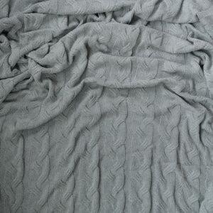 Deka pletená EFEKT vrkoče sivá 130x190 cm